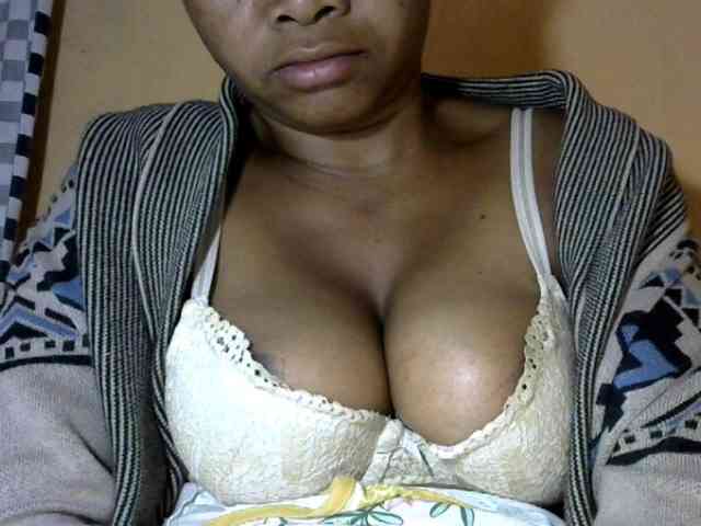 CAROLE71 webcam