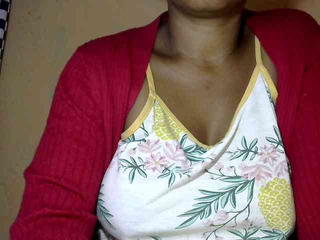 CAROLE71 webcam