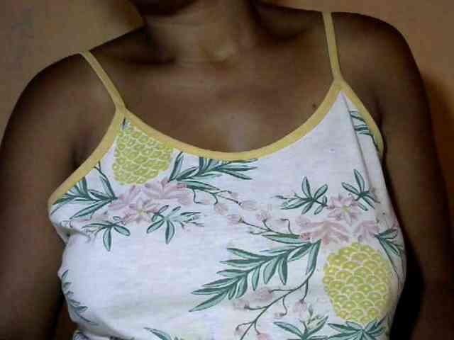 CAROLE71 webcam