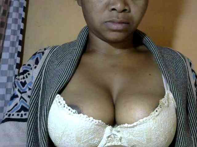 CAROLE71 webcam