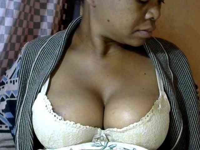 CAROLE71 webcam