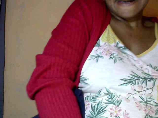 CAROLE71 webcam