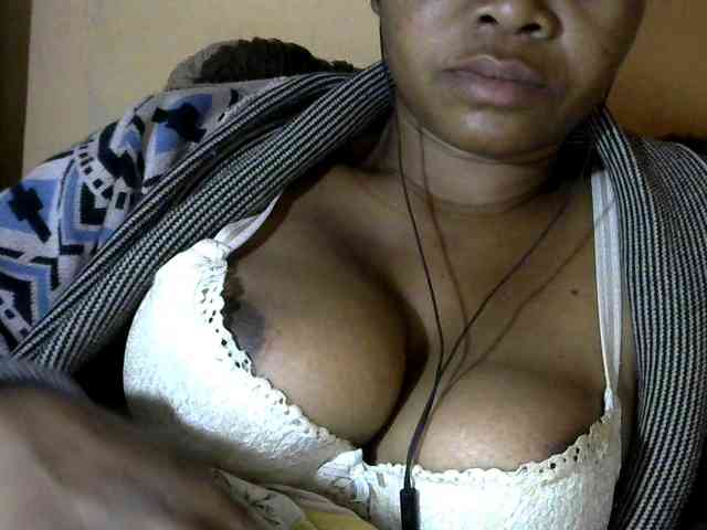 CAROLE71 webcam