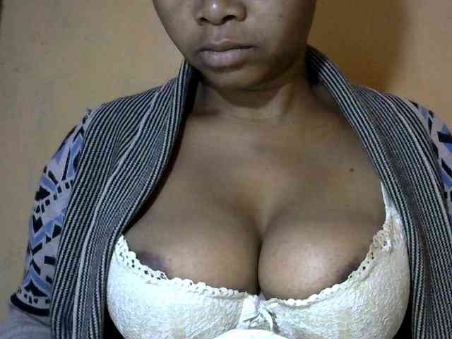 CAROLE71 webcam