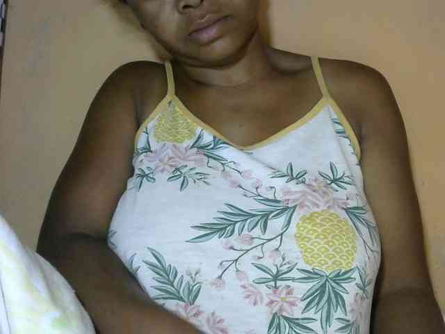 CAROLE71 webcam