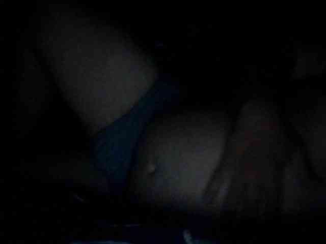 442TEN Live Webcam on BongaCams