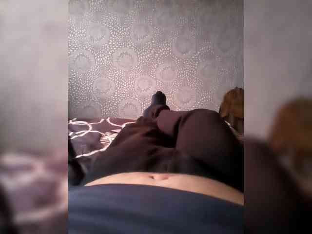 442TEN Live Webcam on BongaCams