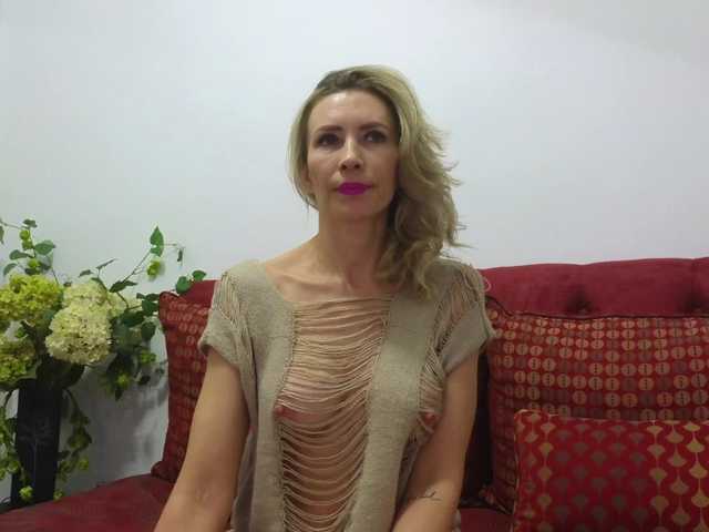 maddalena's BongaCams show and profile