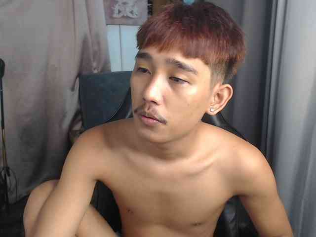 AsianCumLoader
