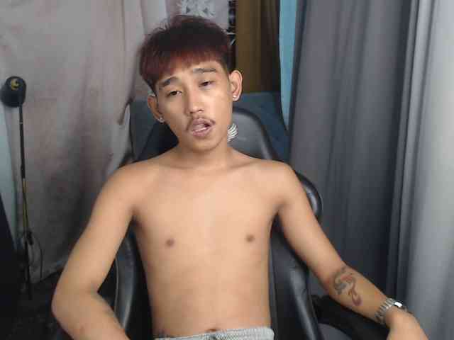 AsianCumLoader