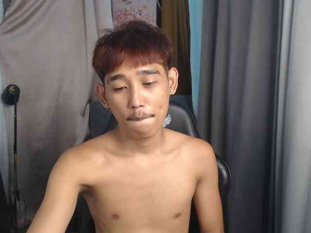 AsianCumLoader