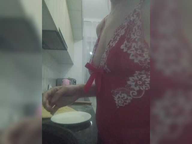 Bogina2's BongaCams show and profile