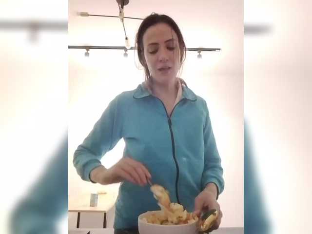 Bogina2's BongaCams show and profile