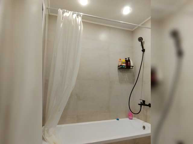 Bogina2's BongaCams show and profile