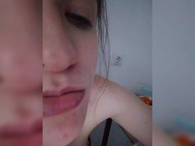 Bogina2's BongaCams show and profile