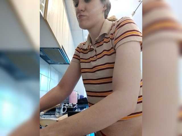 Bogina2's BongaCams show and profile