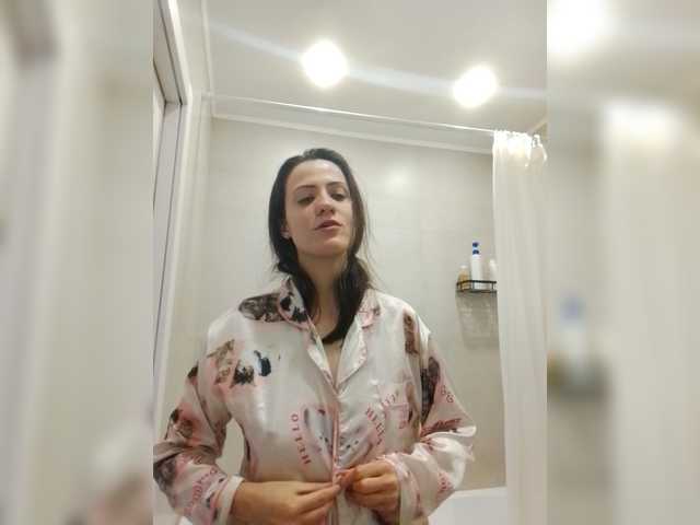 Bogina2's BongaCams show and profile