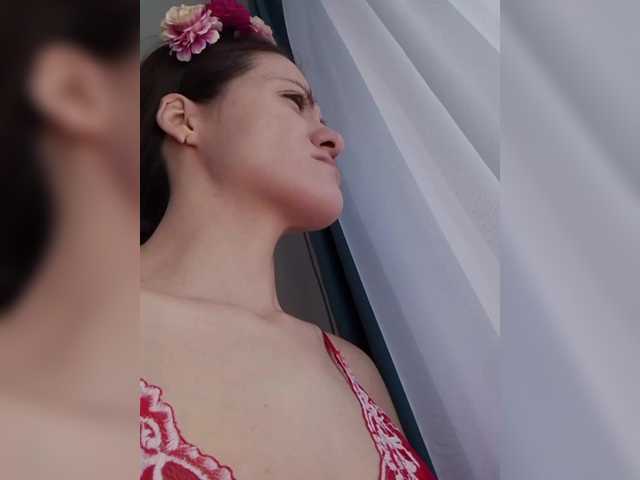 Bogina2's BongaCams show and profile