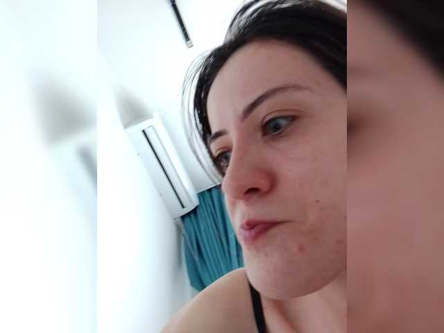 Bogina2's BongaCams show and profile