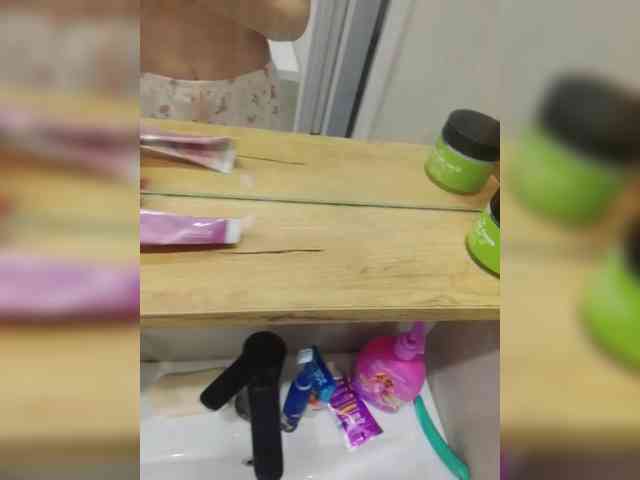 Bogina2 Live Webcam on BongaCams