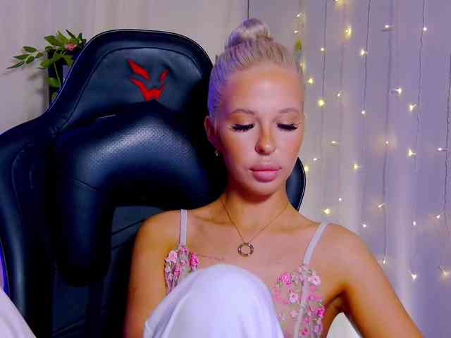 Alex-Coker webcam