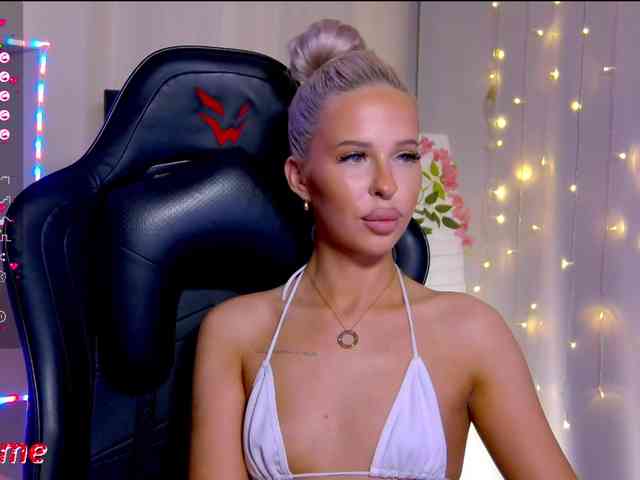 Alex-Coker webcam