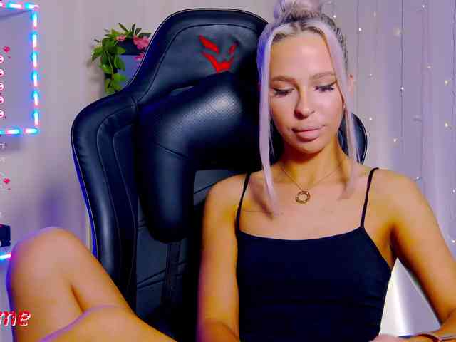 Alex-Coker webcam