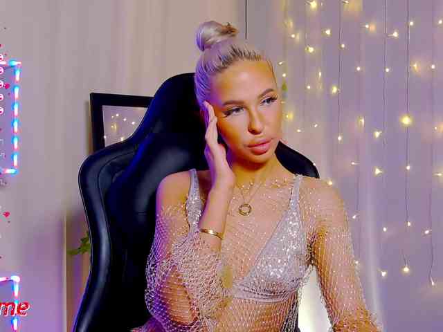 Alex-Coker webcam