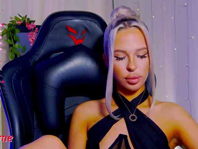 Alex-Coker webcam