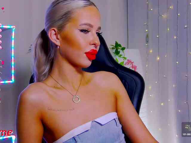 Alex-Coker webcam