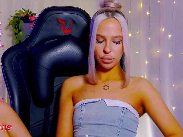 Alex-Coker webcam