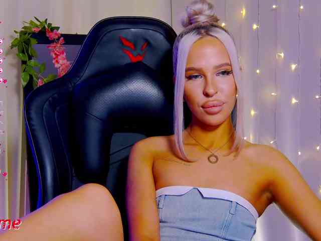 Alex-Coker webcam