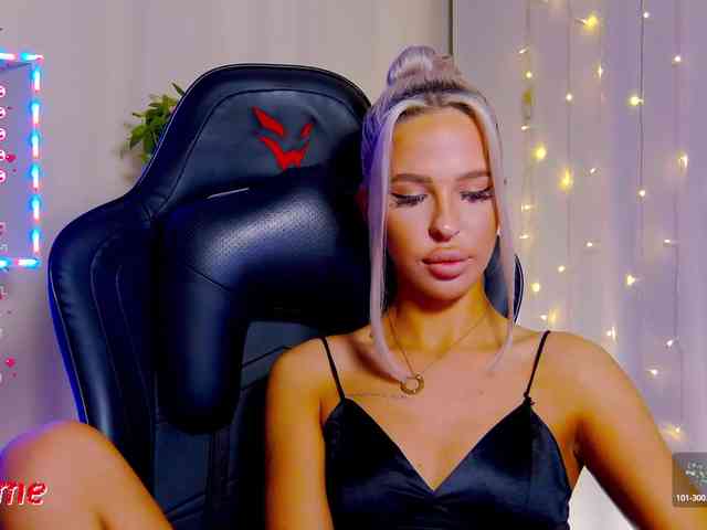 Alex-Coker webcam