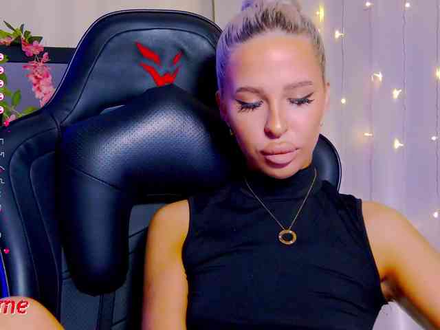 Alex-Coker webcam