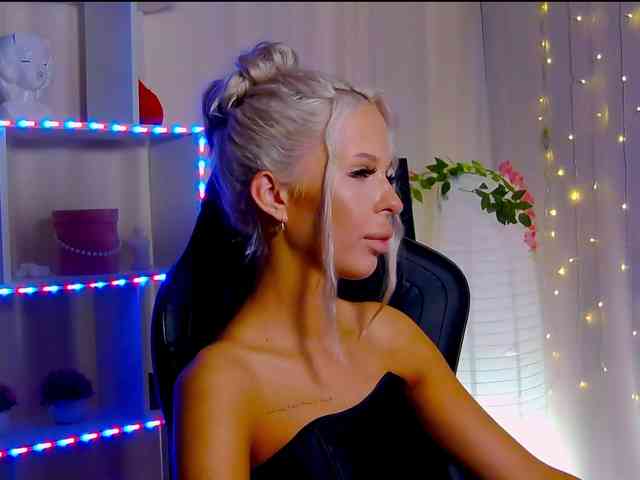 Alex-Coker webcam