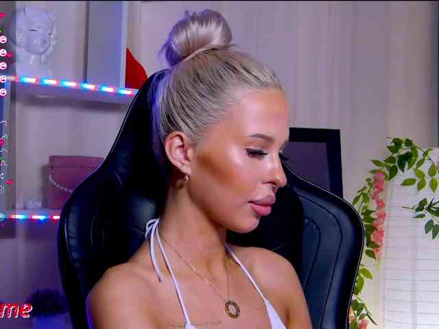 Alex-Coker webcam