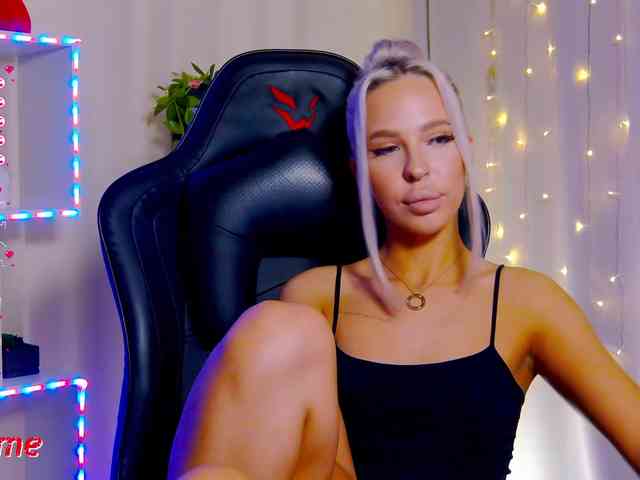 Alex-Coker webcam