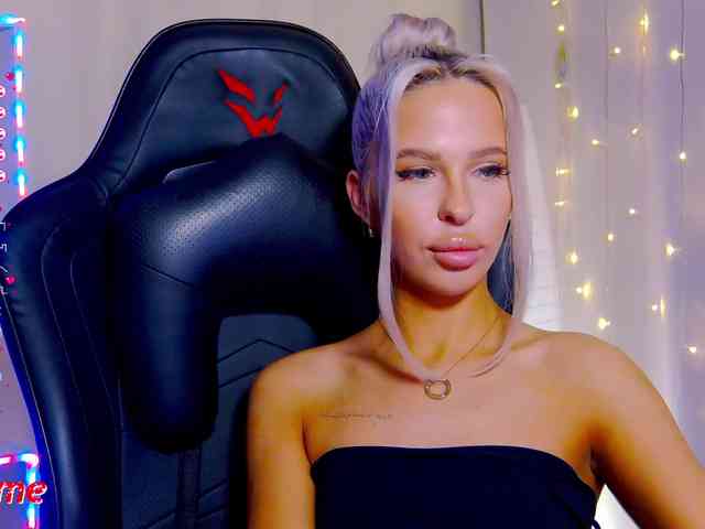 Alex-Coker webcam