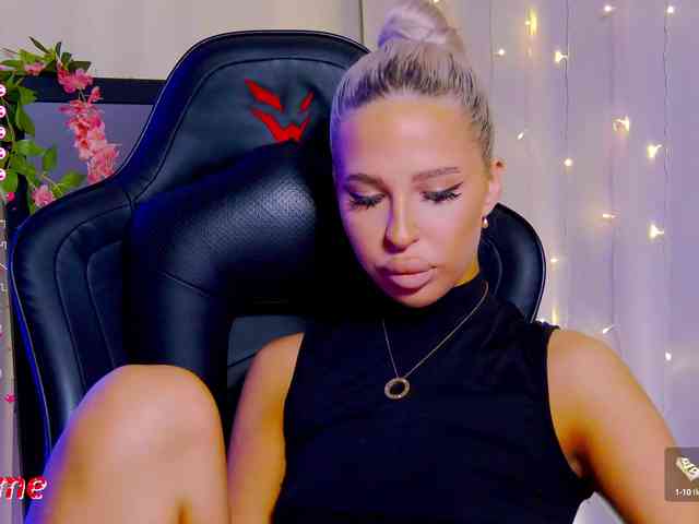 Alex-Coker webcam