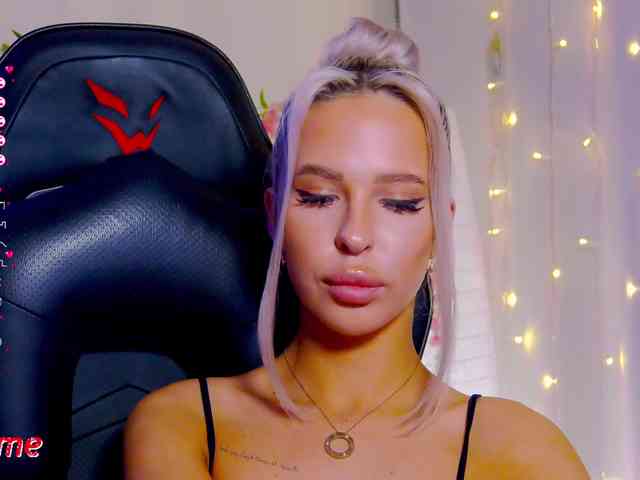 Alex-Coker webcam