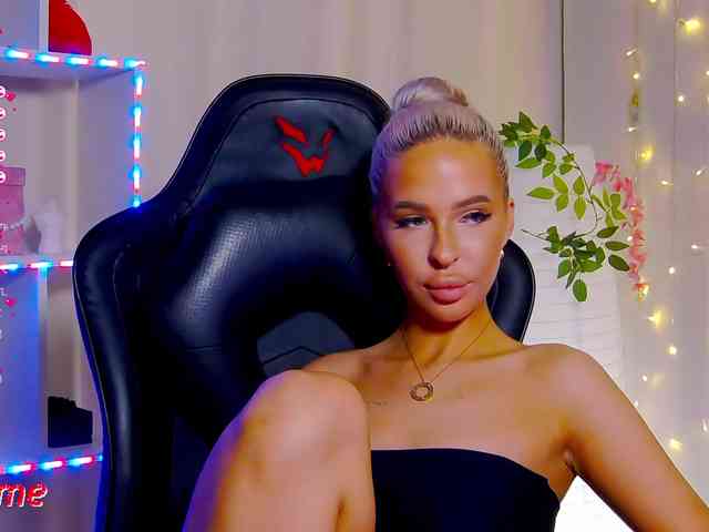 Alex-Coker webcam