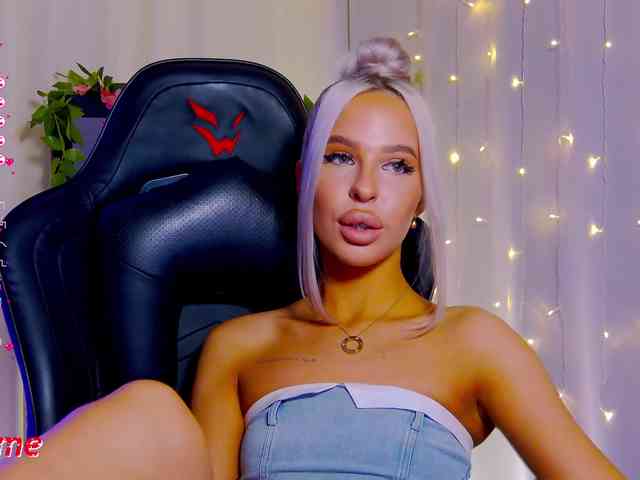 Alex-Coker webcam
