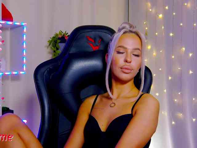 live nude porn Alex-Coker