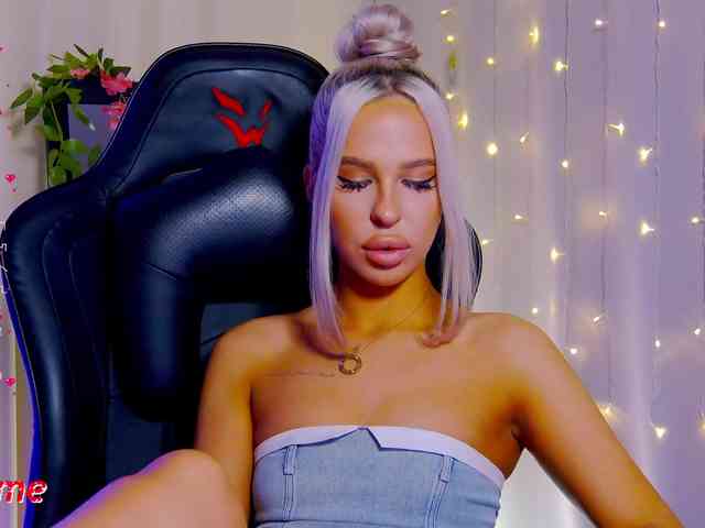 Alex-Coker webcam