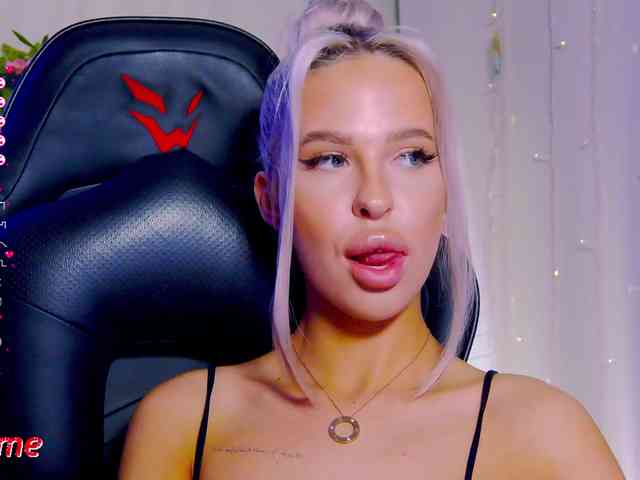 Alex-Coker webcam
