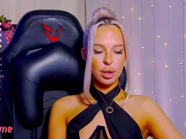 Alex-Coker webcam