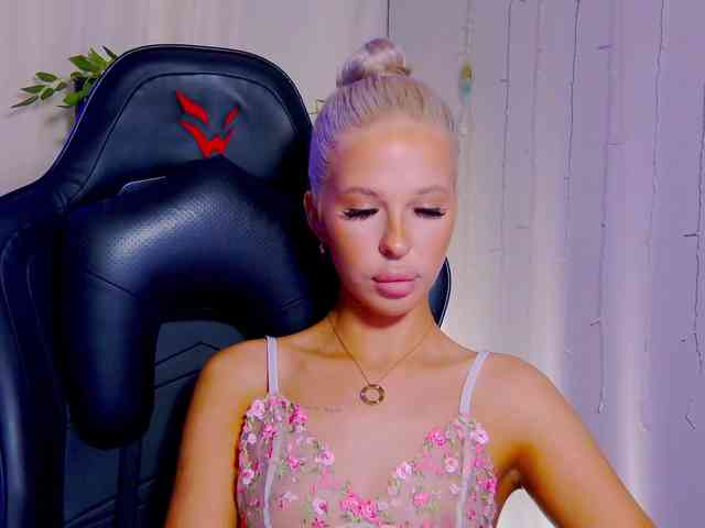 Alex-Coker webcam