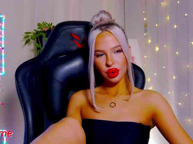 Alex-Coker webcam