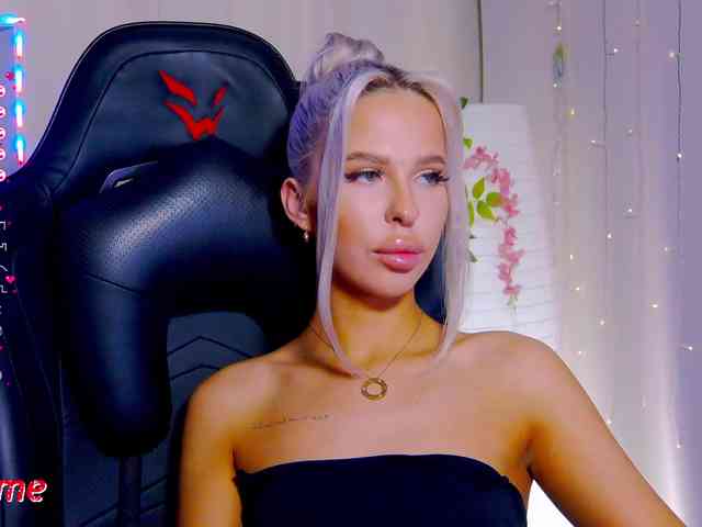 Alex-Coker webcam