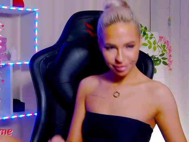 Alex-Coker webcam
